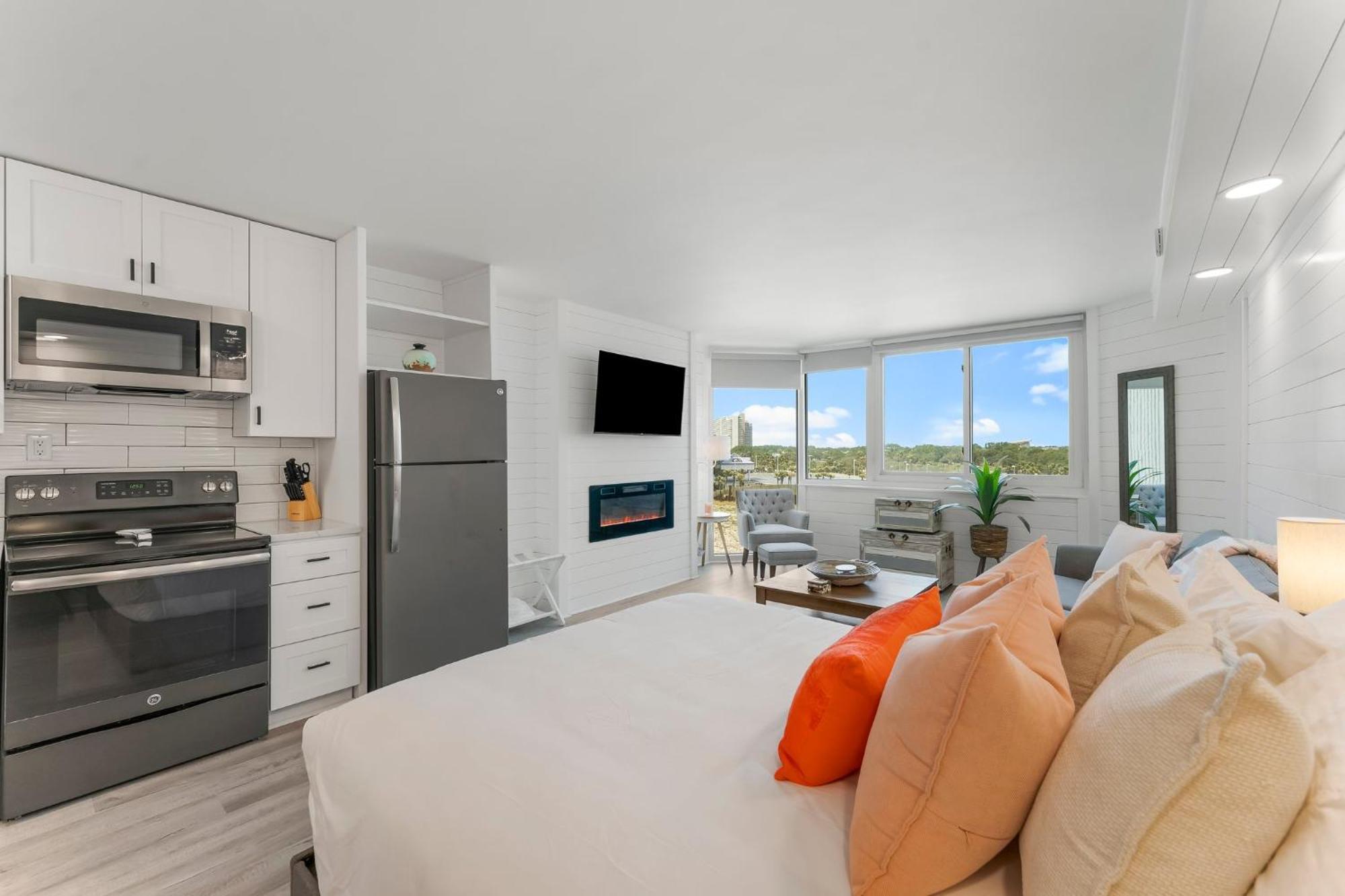 Top Of The Gulf 622 Beach Front Resort Condo Renovated Like New Panama City Beach Bagian luar foto